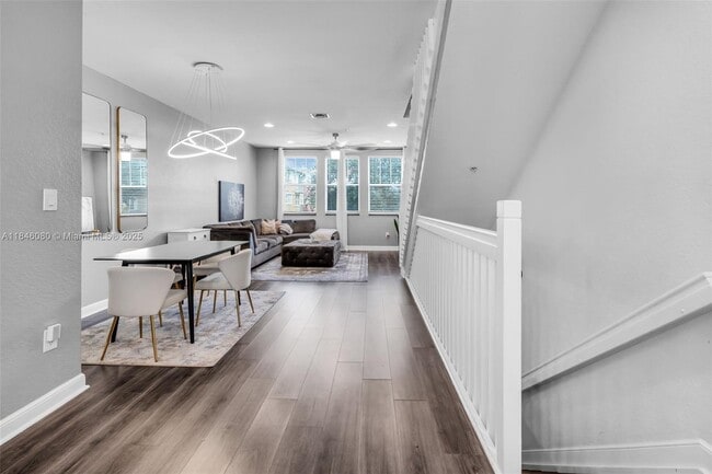 Photo - 447 Corte Madera Ln