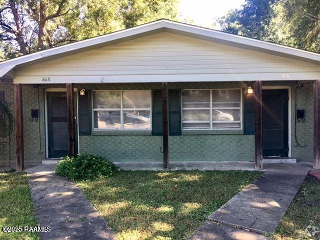 Building Photo - 1616-1618 W St Mary Blvd Rental