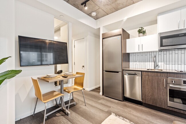 Photo - ALMA @ ByWard Market – Student Community