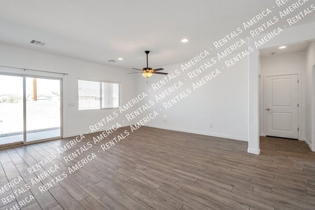 Photo - 35024 N Palm Dr