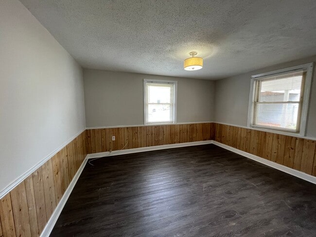 Photo - MOVE-IN READY!