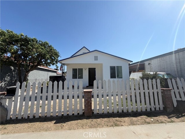 Photo - 134 E M St