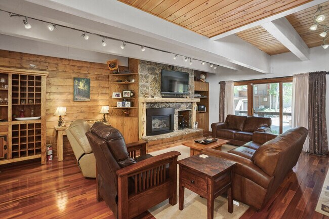 Photo - 2750 Crosstimbers Trail Unit SI ID1564291P