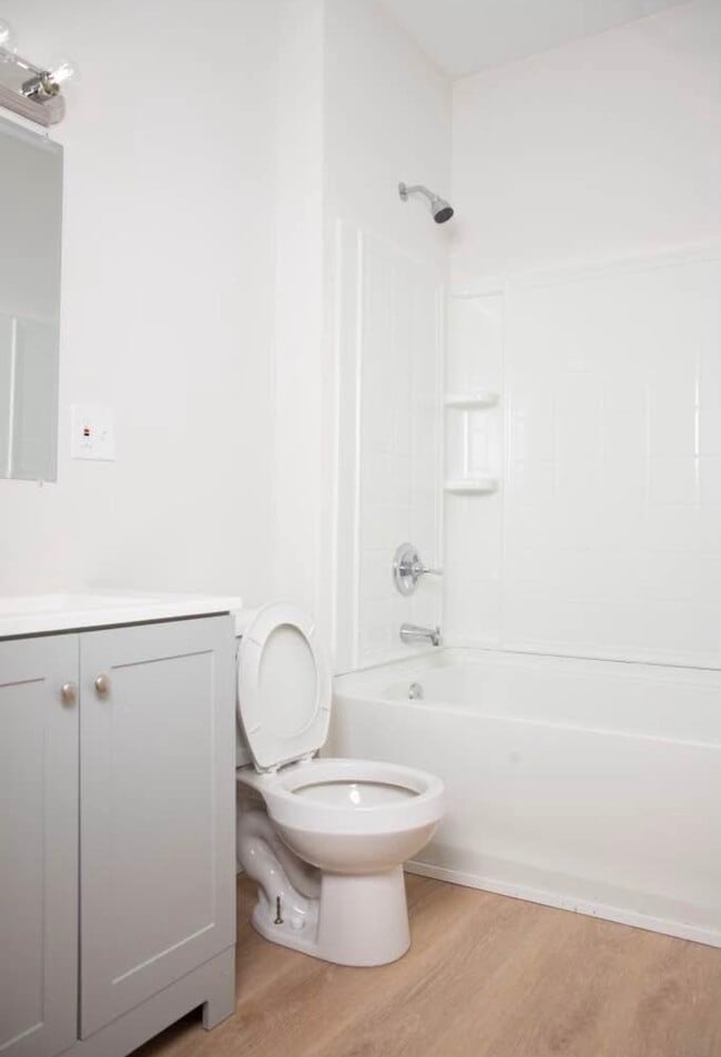 Photo - 185 Butler St