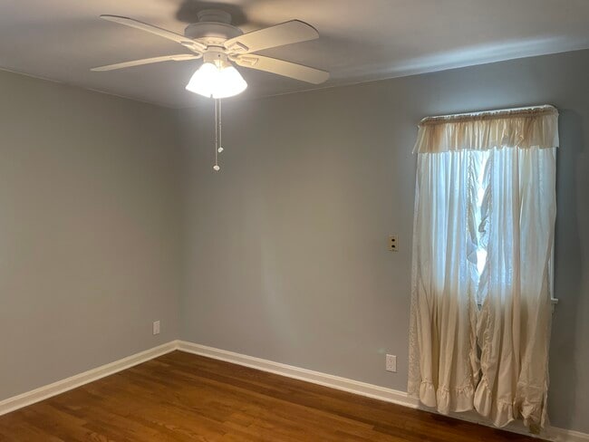 Photo - 4361 W 58th St