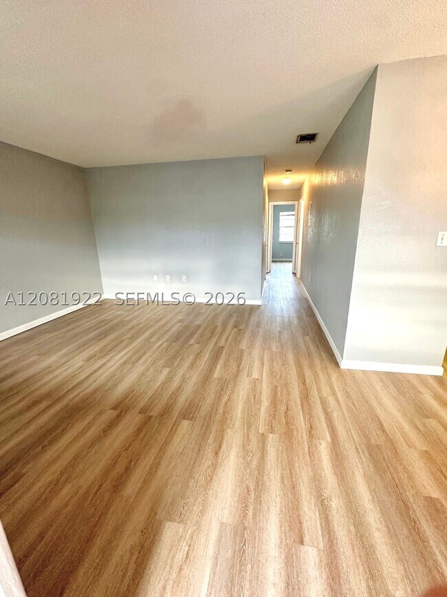 2170 Knox McRae Dr Unit 22