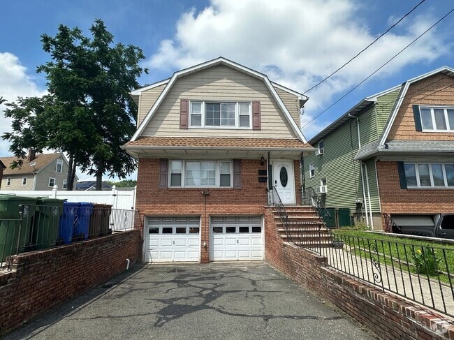 Building Photo - 117 S Stiles St Rental