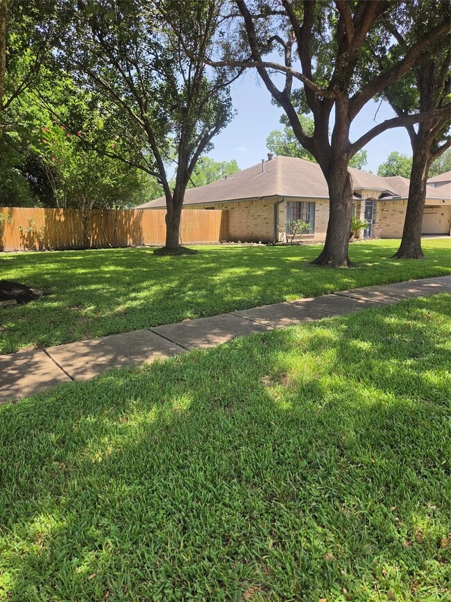 Photo - 14435 E Glen Willow Rd