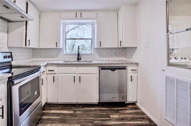 Photo - 8308 Peaceful Hill Ln