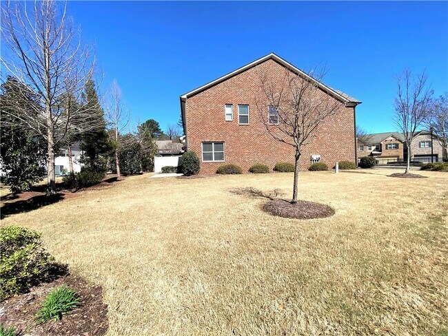 Photo - 2186 Hillview Dr NE
