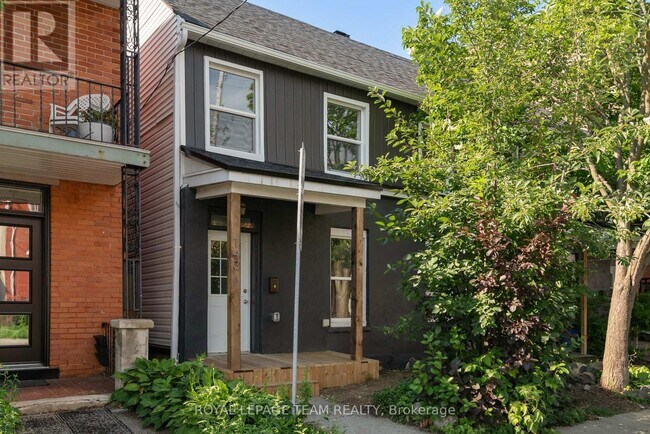 Photo - 143 St Andrew St