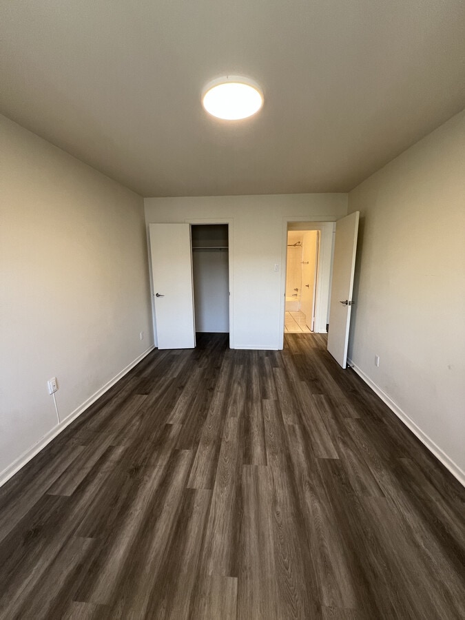 Photo - 165 Av Strathyre
