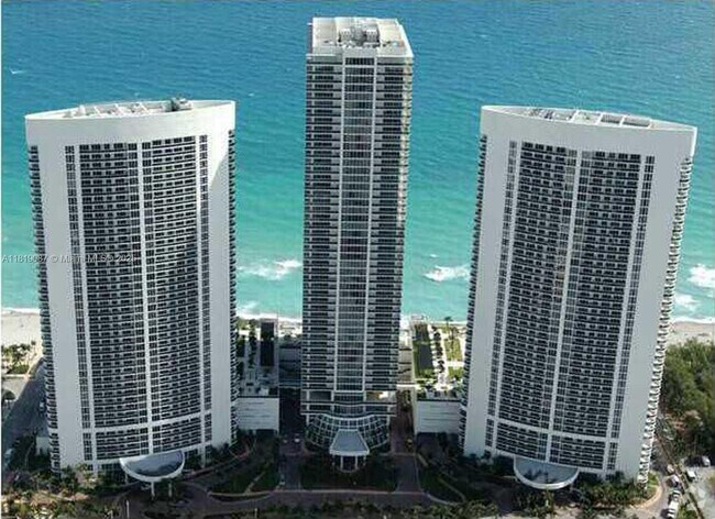 Building Photo - 1800 S Ocean Dr Unit 1908 Rental