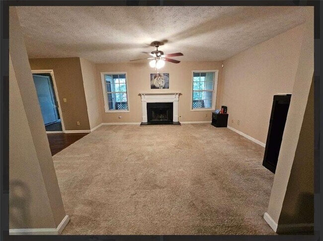 Photo - 2539 Oakridge Pl