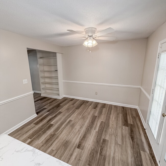 Photo - 2903 Cedar Creek Rd