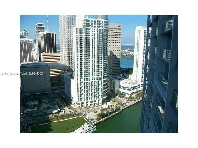 Building Photo - 475 Brickell Ave Unit 3210