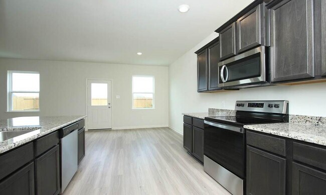 Photo - 8406 Bermuda Blue Rd