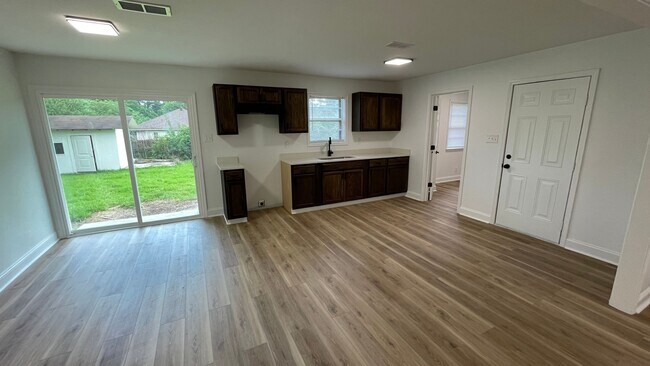 Photo - 3 Bedroom • 2 Bath • $1,450/mo