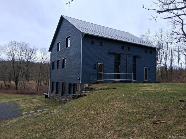 Building Photo - 156 Co Rte 7