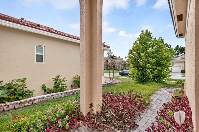 Photo - 6305 Spring Lake Terrace