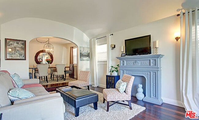 Photo - 2315 Cochran Ave