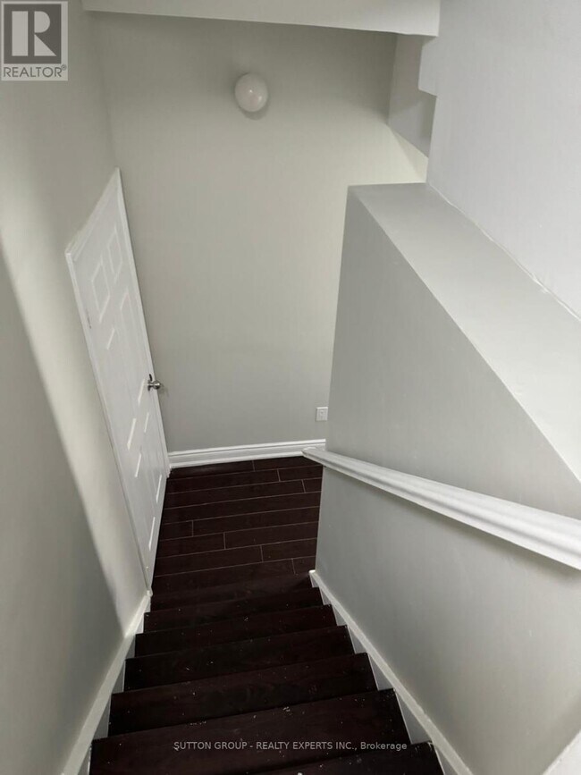 Photo - 66 Leacrest St