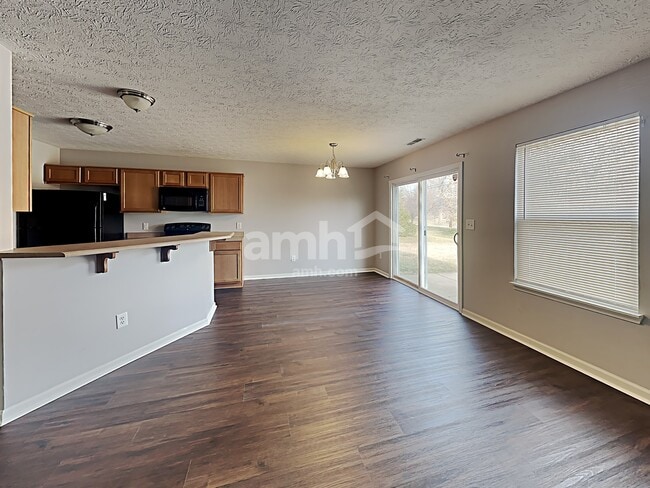 Photo - 7216 Burlat Ln