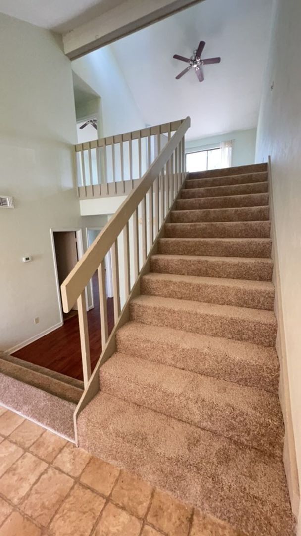 Photo - 3 bed/ 2 bath LAKE VIEW IN KILLEARN ESTATES!