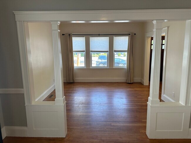 Photo - 20 Wells Ave Unidad 1