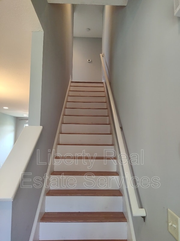 Photo - 611 Atkinson Dr