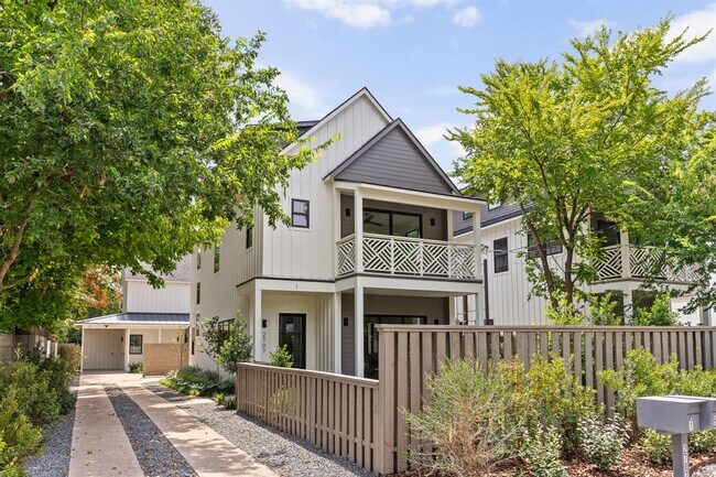 Photo - 2707 Stacy Ln