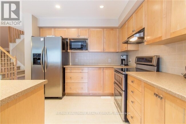 Photo - 510 Fordell Ave