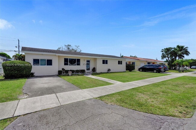 Building Photo - 5811 SW 95th Ct Rental