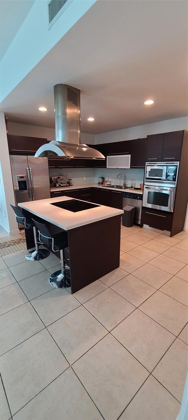 Photo - 7928 East Dr Unit 501