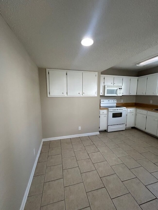 Photo - Ground Floor Island Square