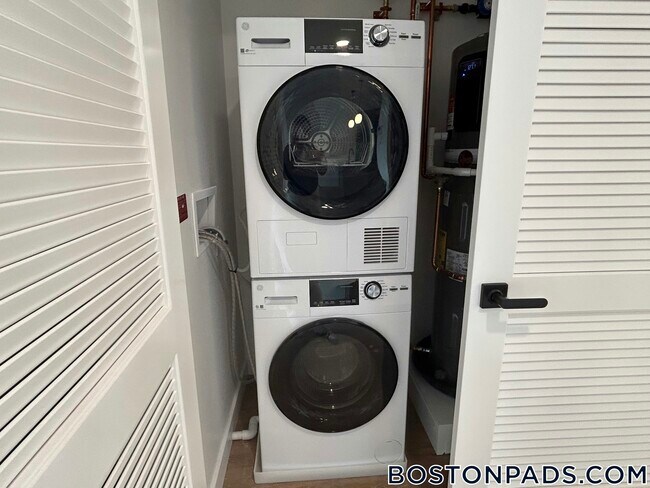 Photo - 199 Gardner St Unit 418