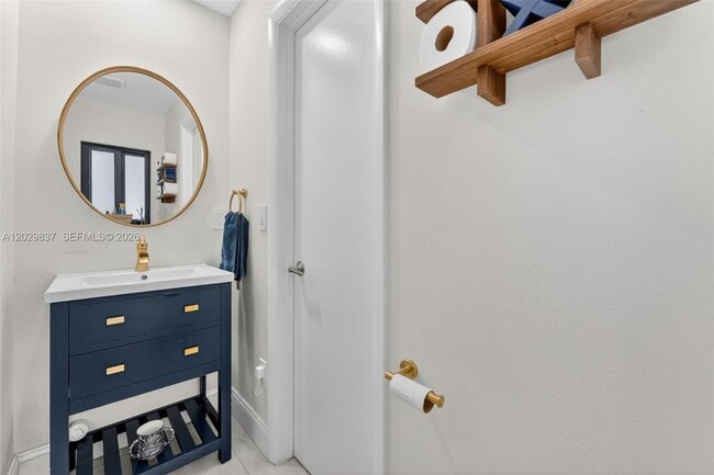 Photo - 21388 Marina Cove Cir Unit 16-G