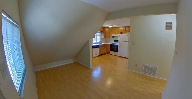 Photo - 1200 Bluemont Ave Unidad #3