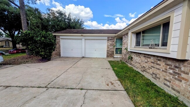 Photo - 10523 Huff Dr