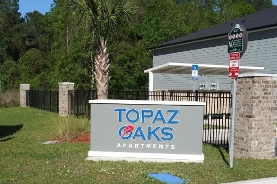 Topaz Oaks - Topaz Oaks Apartments