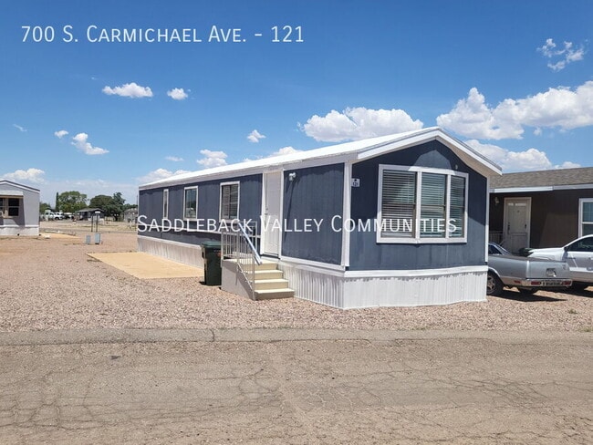 Building Photo - 700 S Carmichael Ave Rental