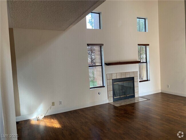 Building Photo - 3224 Centavo Dr Rental