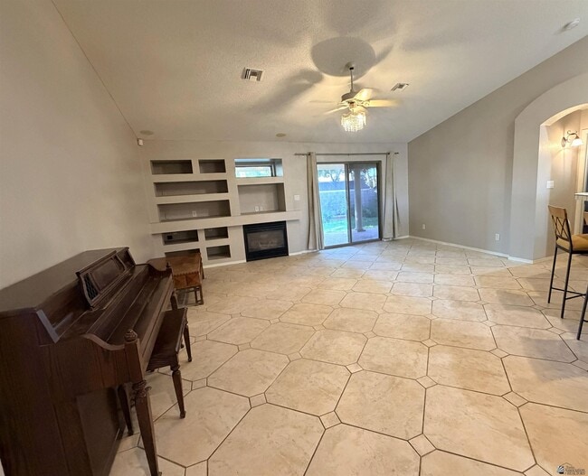 Photo - 3905 W 18th St