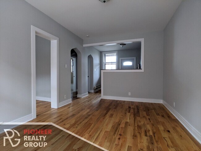 Photo - 4415 N Wolcott Ave Unidad 3