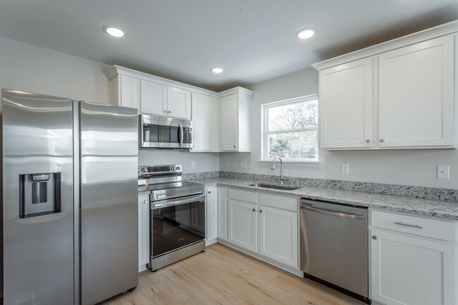 Building Photo - Brand-New 2 Bedroom Home in Chattanooga wi...