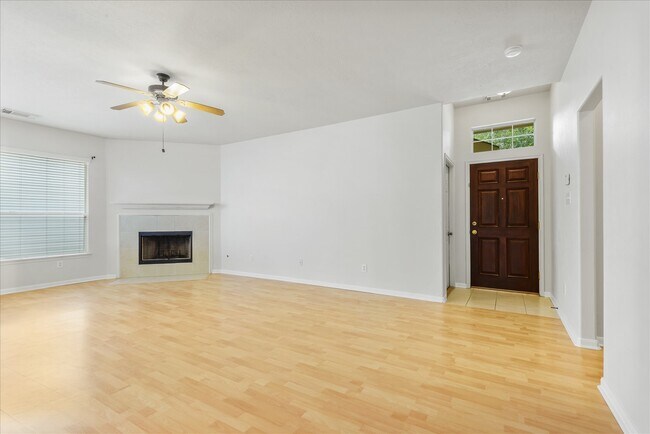 Photo - 20214 Sendera Oaks Ln