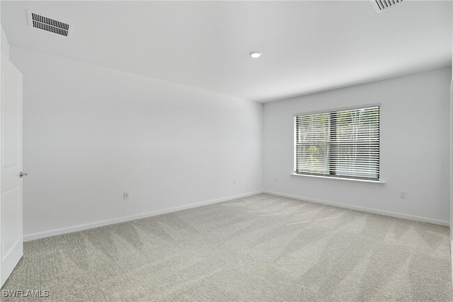 Building Photo - 27883 Radiant Ct