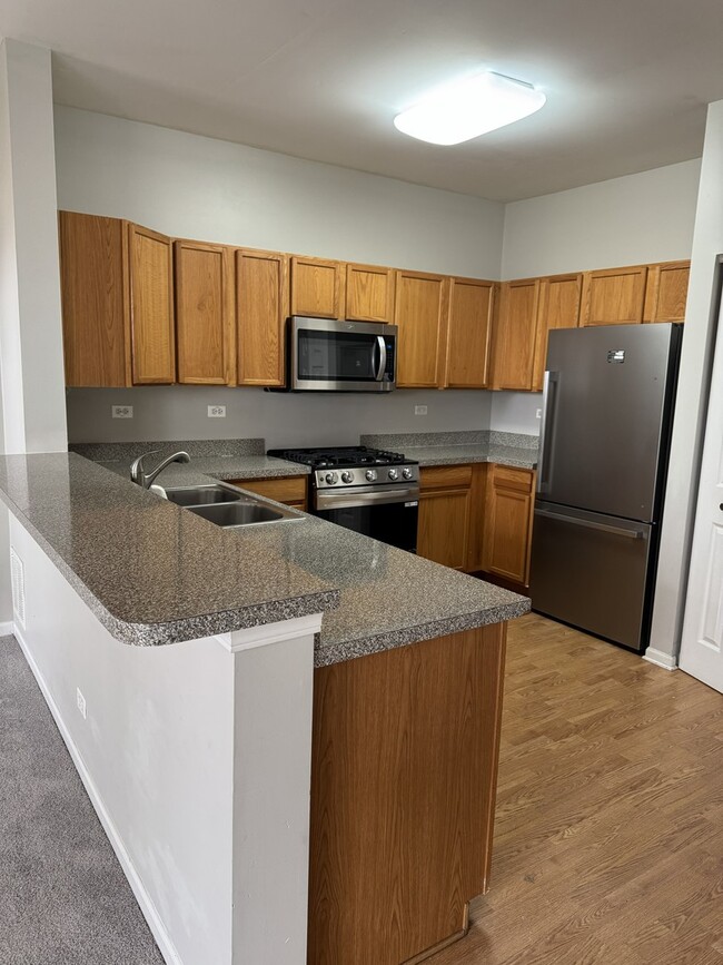 Photo - 309 Springbrook Trail S