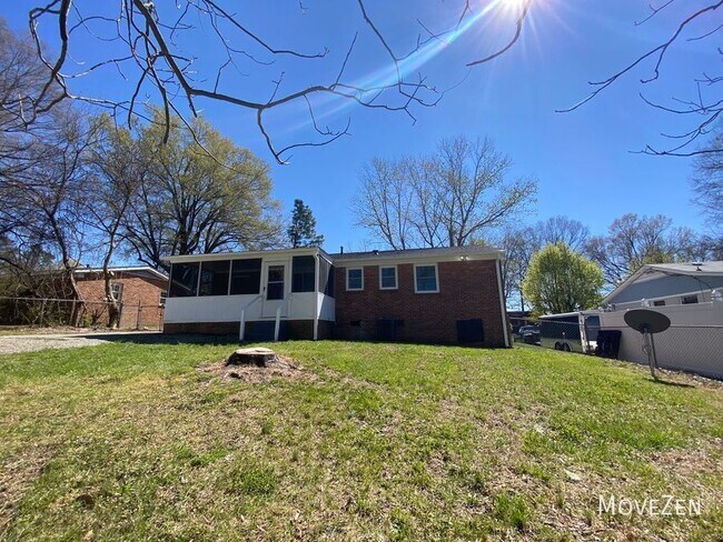 Photo - 2311 Larkspur Dr