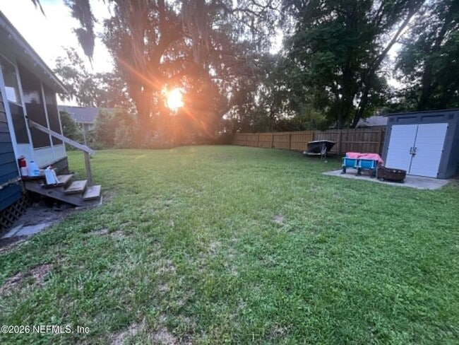 Photo - 1605 Lakewood Rd